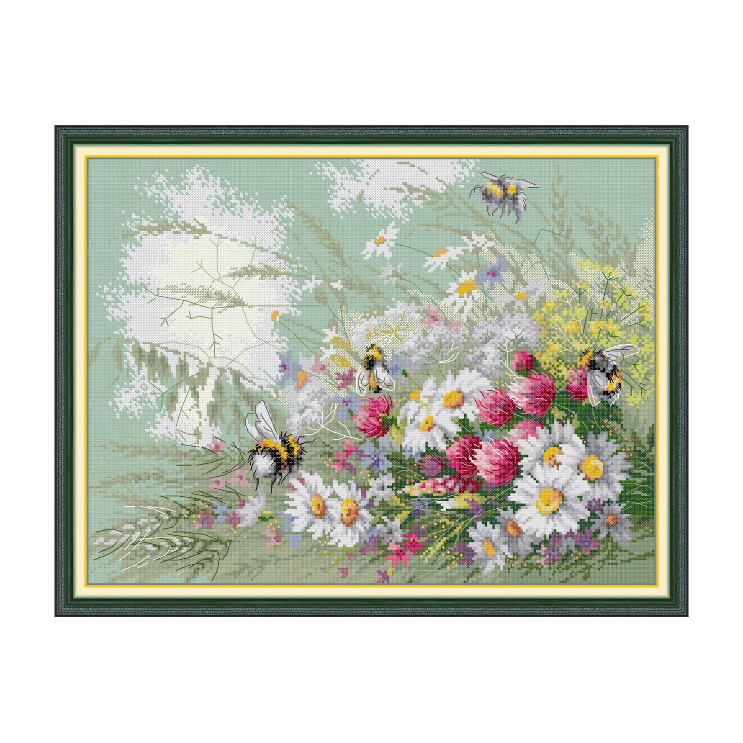 HA080 33080 雏菊和三叶草 220×165 封面